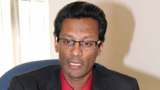 Dr Ramesh Durbarry, directeur général du Civil Service College: «On ne se bouscule pas au portillon du Civil Service College»