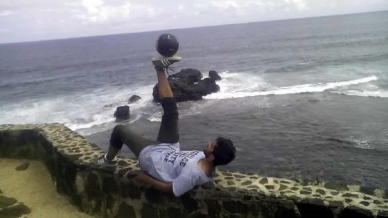 Tarun Chadee: pour l’amour du freestyle football
