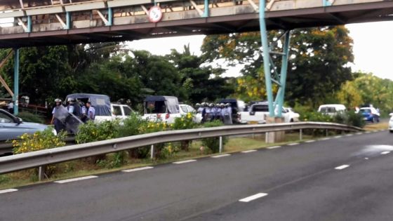 Meurtre à Bois-Marchand: des éléments de la SSU déployés pour calmer une foule hostile