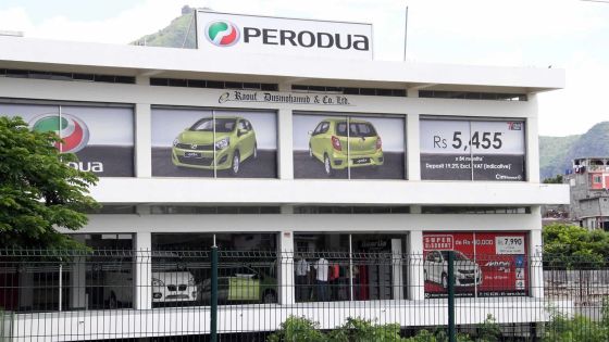 Sur ordre de la Cour suprême: des voitures bloquées à la douane