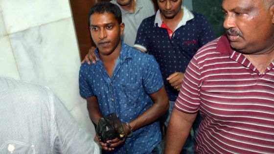 Menaces terroristes: les suspects reconduits en cellule policière