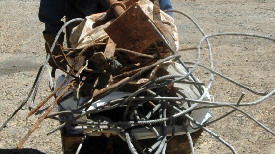 Vieille ferraille : la présence d’étrangers sur le marché soulève des protestations