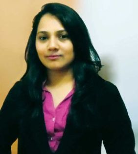 Young professionals unleash their passion for painting