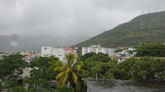 Météo: le temps pluvieux persistera jusqu’à lundi
