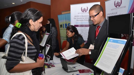 Enseignement supérieur: les possibilités d’études ici et ailleurs