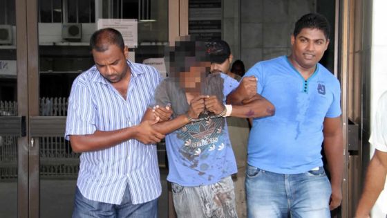 Vengeance amoureuse: il se déguise en femme pour attaquer son rival