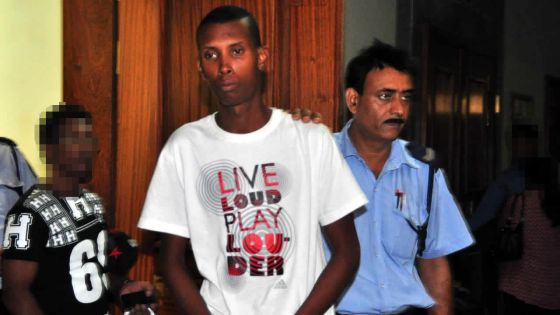 Cour intermédiaire: 15 ans de prison pour avoir violé la mère de son ami