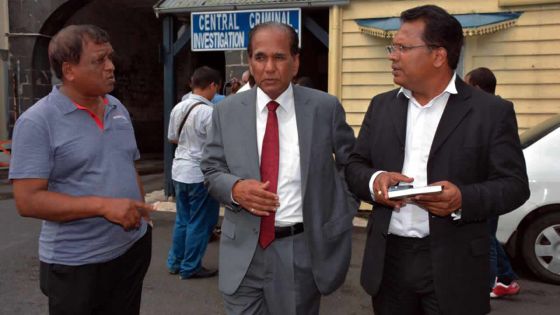 Diffamation alléguée: Anil Bachoo invoque son droit au silence
