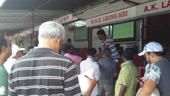 Champ-de-Mars : les bookmakers cessent leur grève