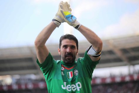 Italie : Buffon bat le record, la Juventus fonce, Naples s'accroche