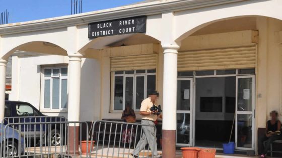 Tribunal de Bambous : il tente de passer à des détenus de la drogue dans du curry de poisson