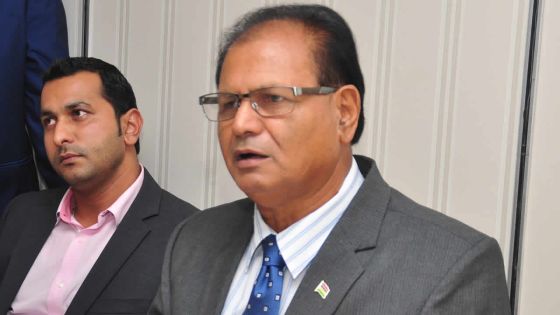 Raj Dayal porte plainte à l’Icac pour complot