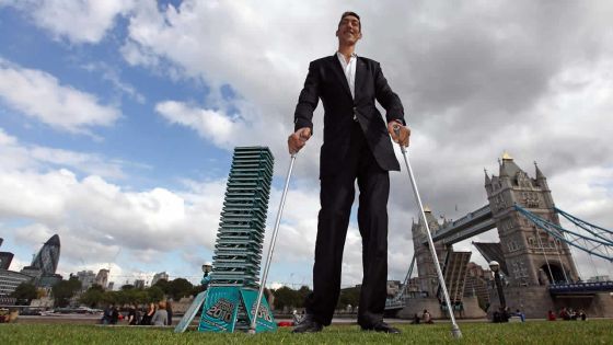 Sultan Kösen, l’homme le plus grand du monde, à Maurice dès ce mardi