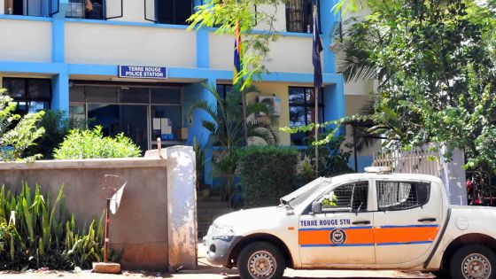 Un jeune arrêté pour attouchements