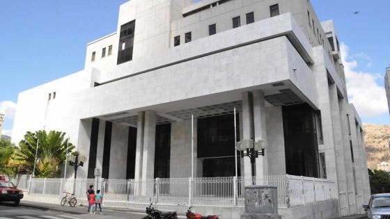 En Cour intermédiaire: un chauffeur reconnu coupable de viol sur une ex-étudiante de l’UoM