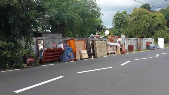 Expulsion à Pointe-aux-Sables: les effets de la famille Bengali jetés à la rue