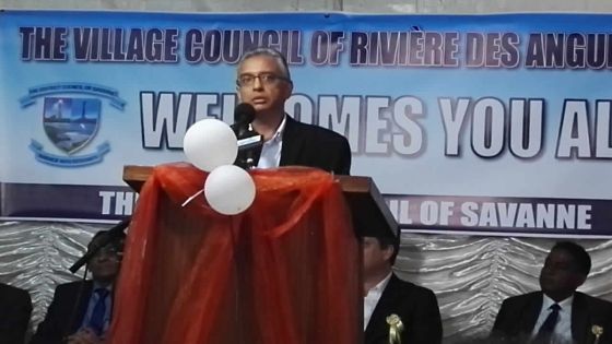 Pravind Jugnauth: «Dans aucun camp»
