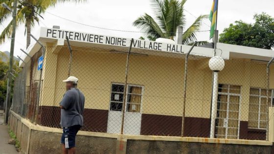 Pour l’année financière 2015-16 - Voyages: dépenses de Rs 354 800 pour Rivière-Noire