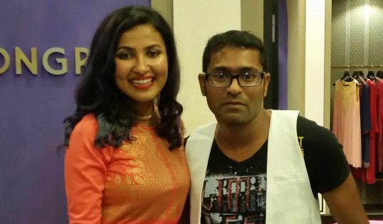 Karan Kutwaroo: un fan qui aime rencontrer ses idoles