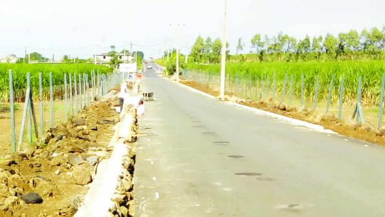 Les habitants de l’Espérance Trébuchet furieux: «Les autorités arrachent nos fleurs cultivées à grands frais»