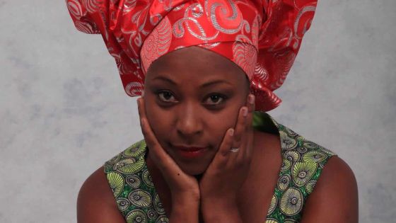 Linzy Bacbotte-Raya: l’artiste qui fait aussi chanter les casseroles