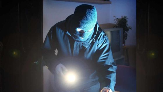 Trois vols enregistrés et Rs 850 000 d’articles emportés ce week-end