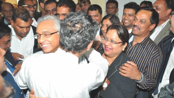 Pravind Jugnauth blanchi: le Sun Trust jubile