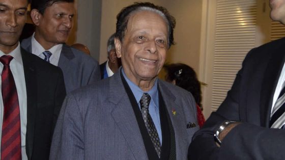 Lors d’un congrès à Flic-en-flac: SAJ annonce la construction d’un hôpital ophtalmologique