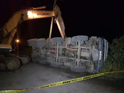 Nouvelle-France : un jeune homme meurt enseveli sous un tas de terre après un tragique accident