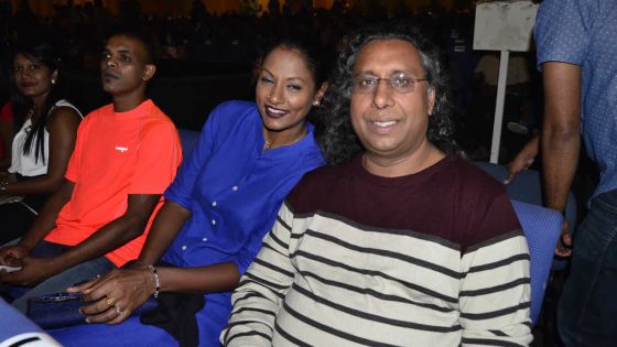 [Diaporama]Concert  au J & J Auditorium - Vidya : fusion parfaite