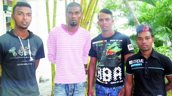 Bain-des-Dames: des pêcheurs attendent leurs permis depuis 10 ans