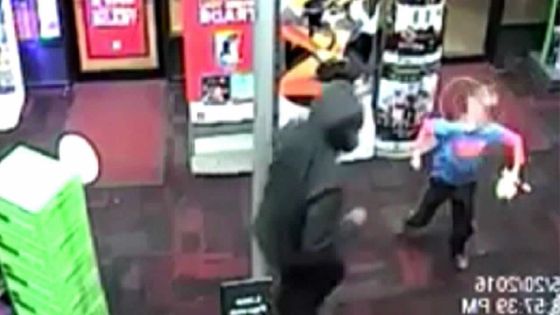 Etats-Unis: un enfant de 7 ans frappe un voleur