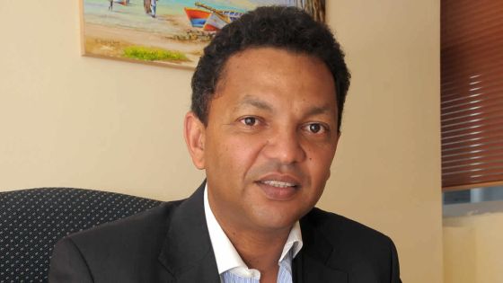 Robert Desvaux, président de la Tourism Authority: « Un skipper doit refuser toute sortie si la vie des gens est en danger »