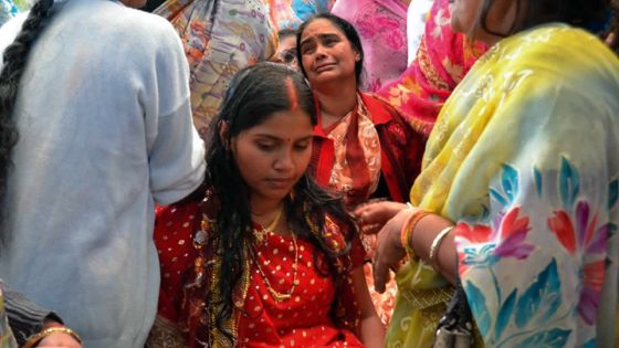 À Lallmatie: les adieux de Lovena aux deux hommes de sa vie