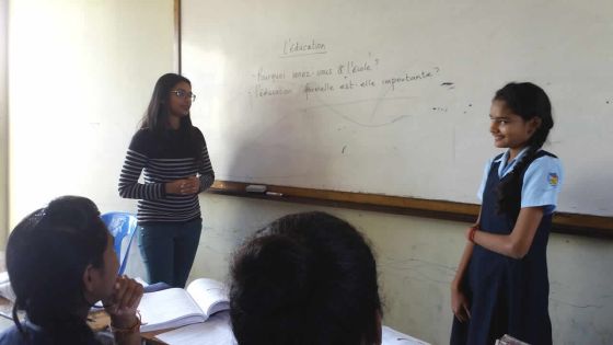 Éducation: accent sur les compétences en français