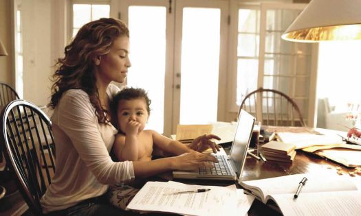 Concilier travail et vie de famille : Défi de femme, hélas !