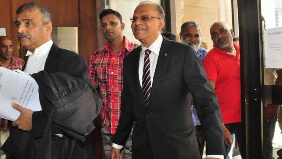 Terres de l’état: trois accusations provisoires contre Navin Ramgoolam rayées
