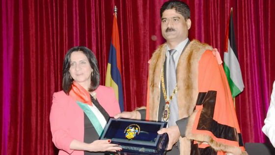 Quatre-Bornes: la maire de Bethléem devient citoyenne d’honneur