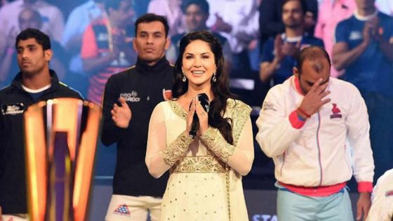 Une plainte à la police contre Sunny Leone