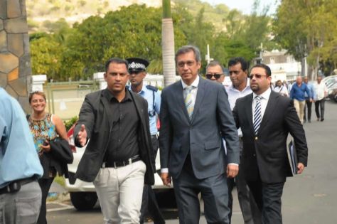 Propos controversés de Soodhun : Xavier-Luc Duval au CCID ce lundi 