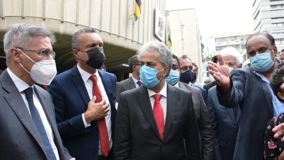 Politique en 2022 : l’opposition compte reprendre son offensive sur plusieurs dossiers