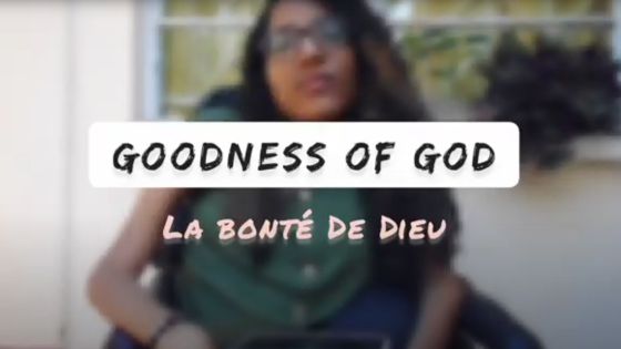 Souffrant de dystrophie musculaire, Julia Drack chante pour se libérer