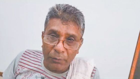 Au Caudan Waterfront : un chauffeur de taxi sauve un homme de la noyade