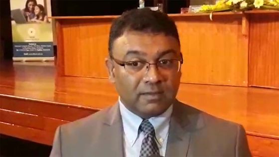 Dangers de l’internet -  Yogida Sawmynaden : « Il faut protéger et encadrer nos enfants »