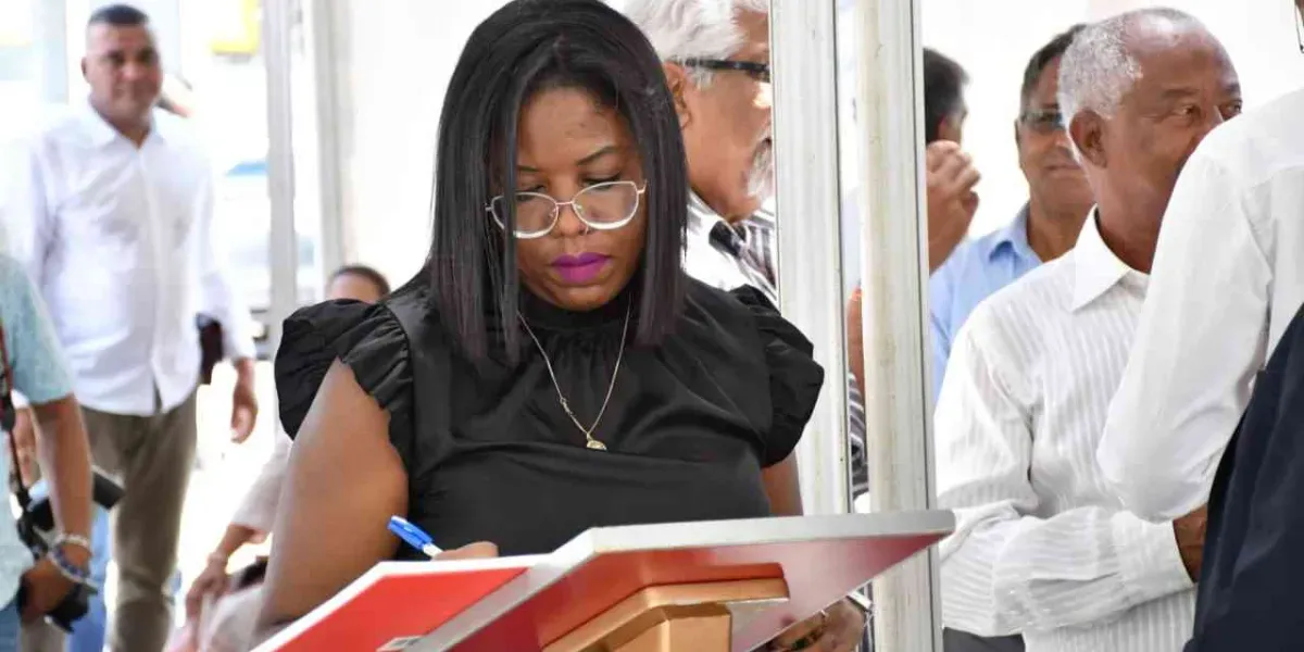 250126- funerailles maman veena ramgoolam (21).jpg Alternative text