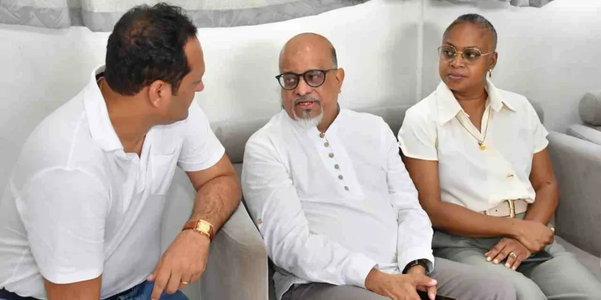 250126- funerailles maman veena ramgoolam (8).jpg Alternative text