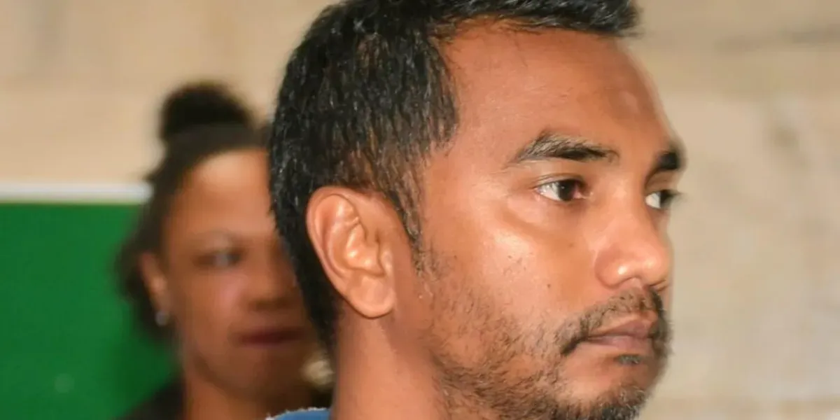 [En images] Allégations de maldonne l’ex-directeur de Planet FM, Arvind Nilmadhub, en cour de Port-Louis