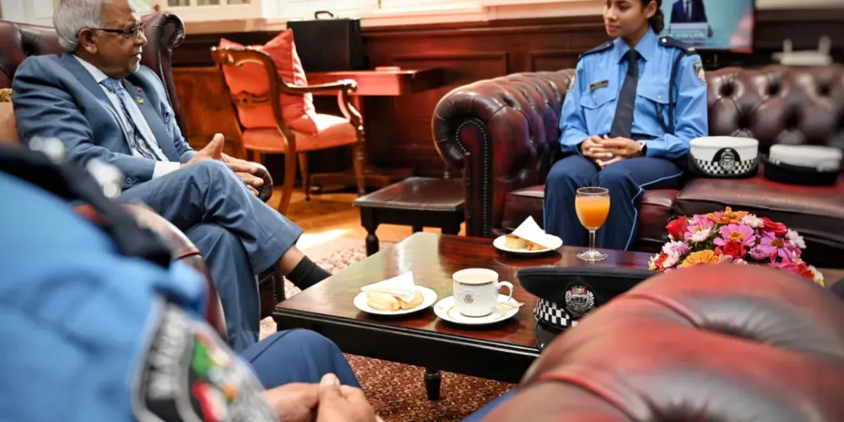 State House  le Président reçoit les policières Gaurisha Bulluck Kistoo et Keshnee Gayadin après leur intervention héroïque