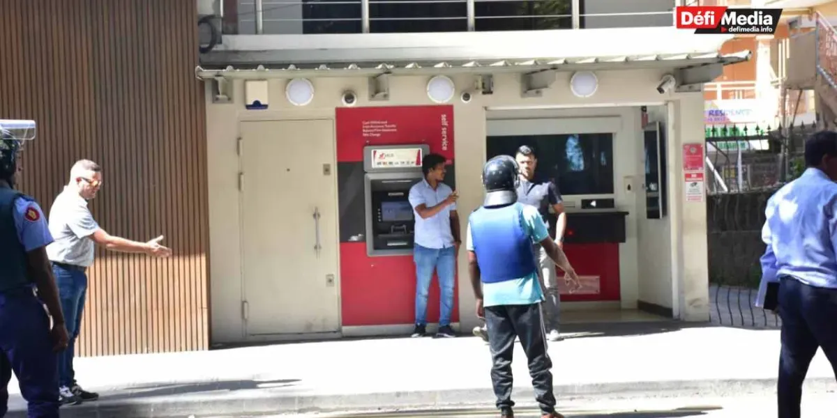 [En images] Meurtre de Gino Bodha : l'exercice de reconstitution des faits s'est poursuivi à Grand-Baie