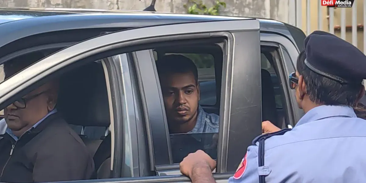 [En Images]  Meurtre de Soobhowtee Jugessur  Mehedy Hassan Rana reconduit en cellule policière